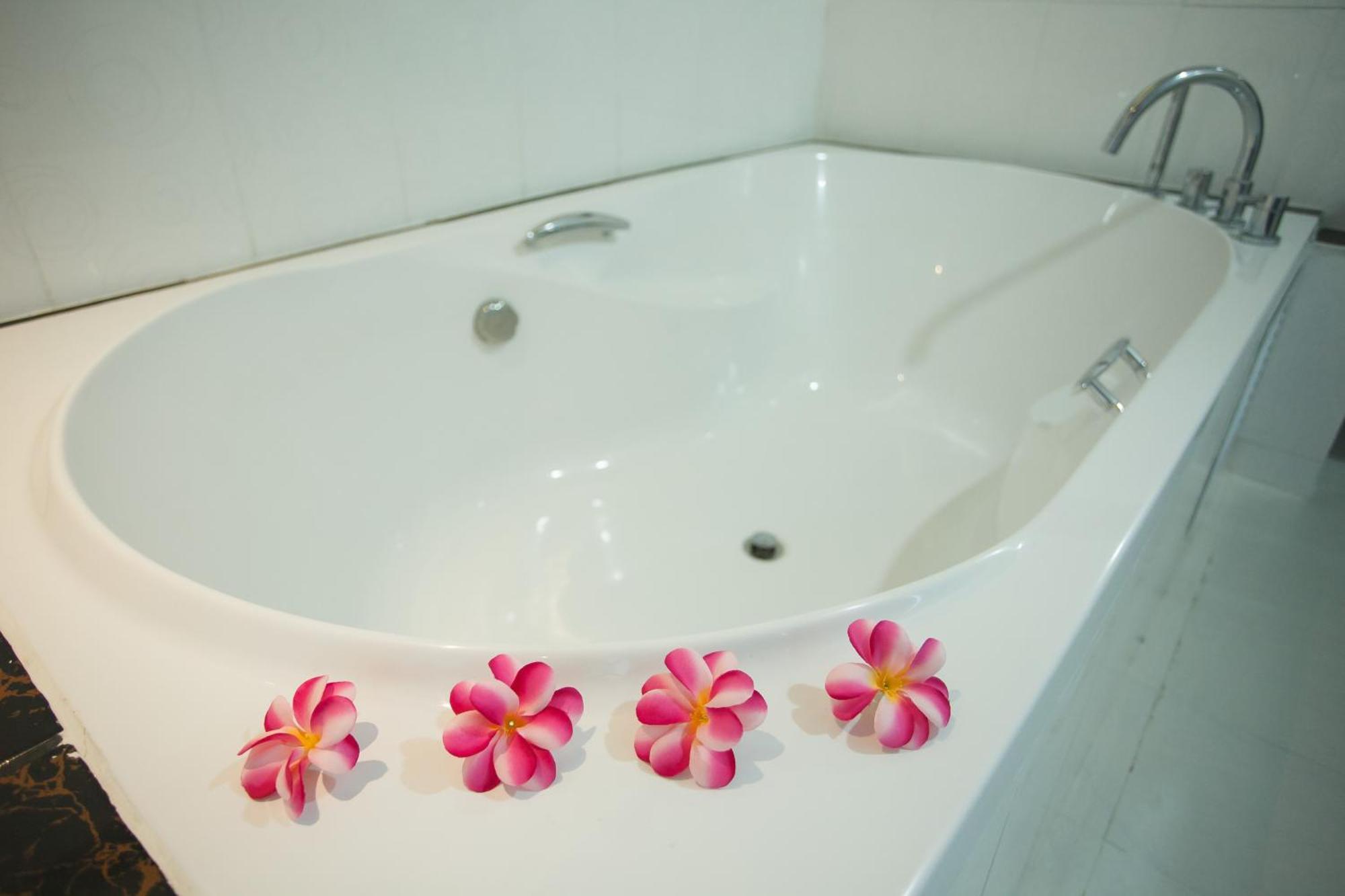 Grand Pink Hotel Hatyai Hat Yai Buitenkant foto