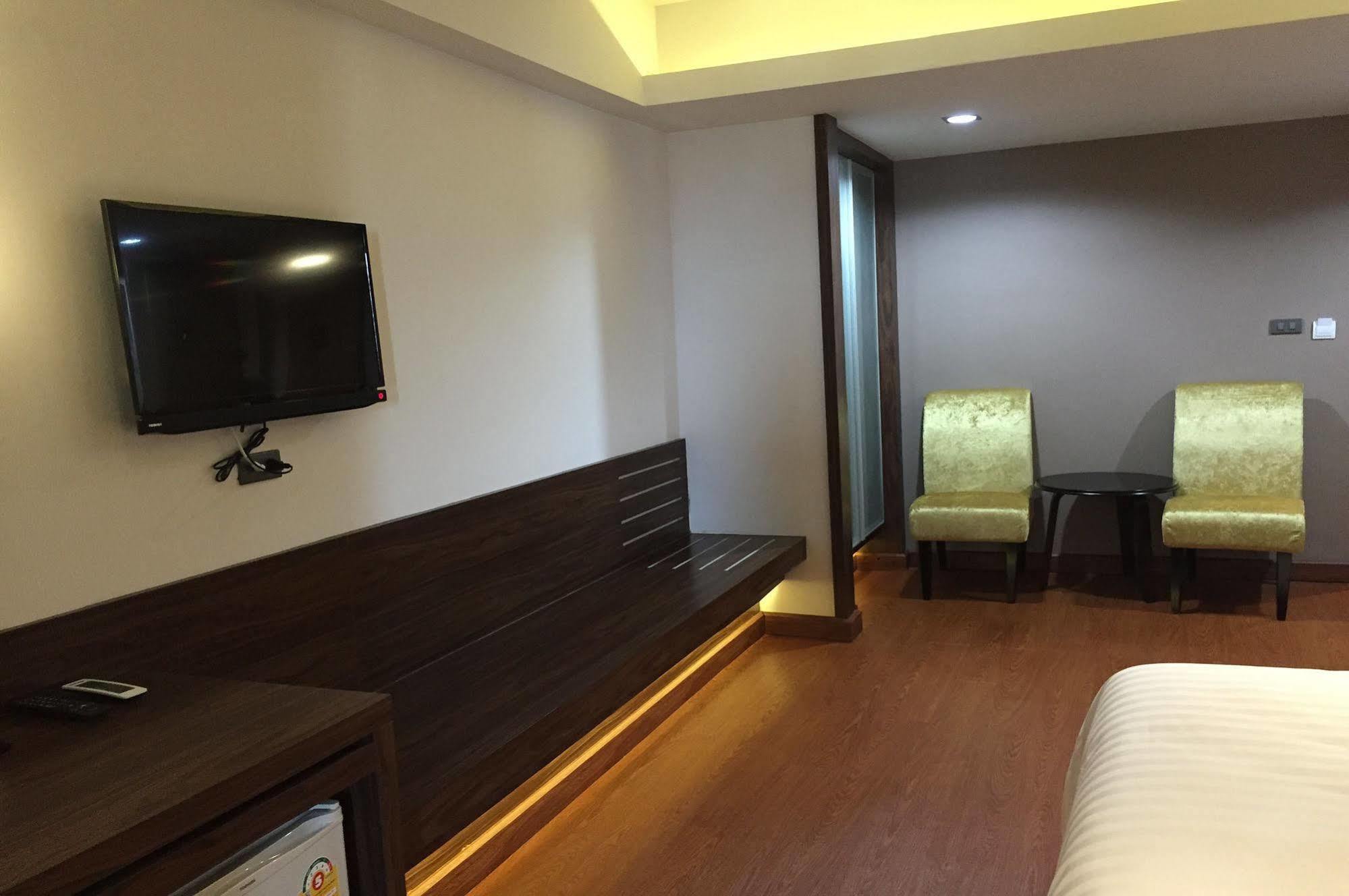 Grand Pink Hotel Hatyai Hat Yai Buitenkant foto